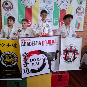 professor sensei Posebom Academia Dojokai